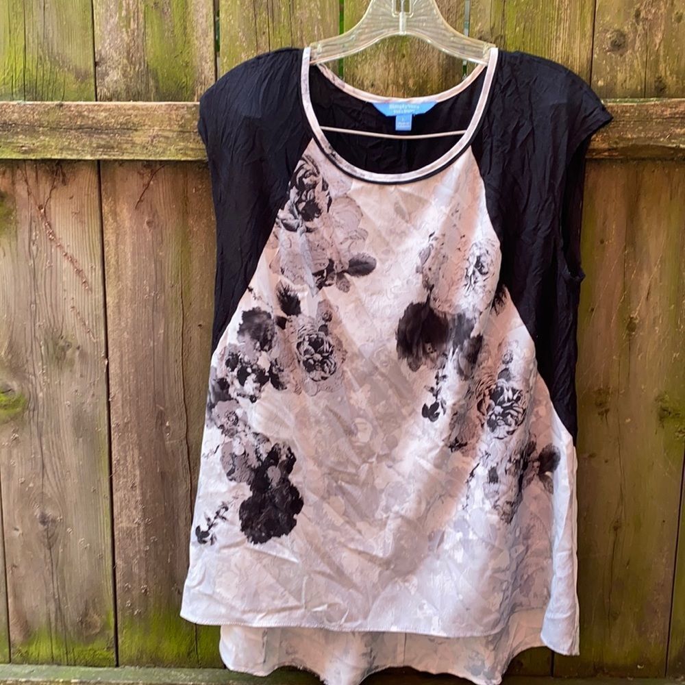 Simply Vera high low top sz. L